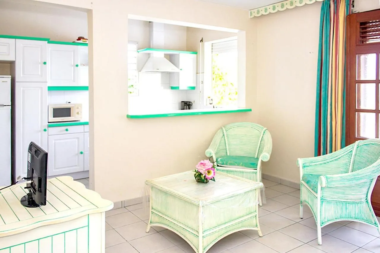 Appartement Confortable A Sainte Anne 42 M² Avec Piscine Partagee 0*, Sainte-Anne (Grande-Terre)