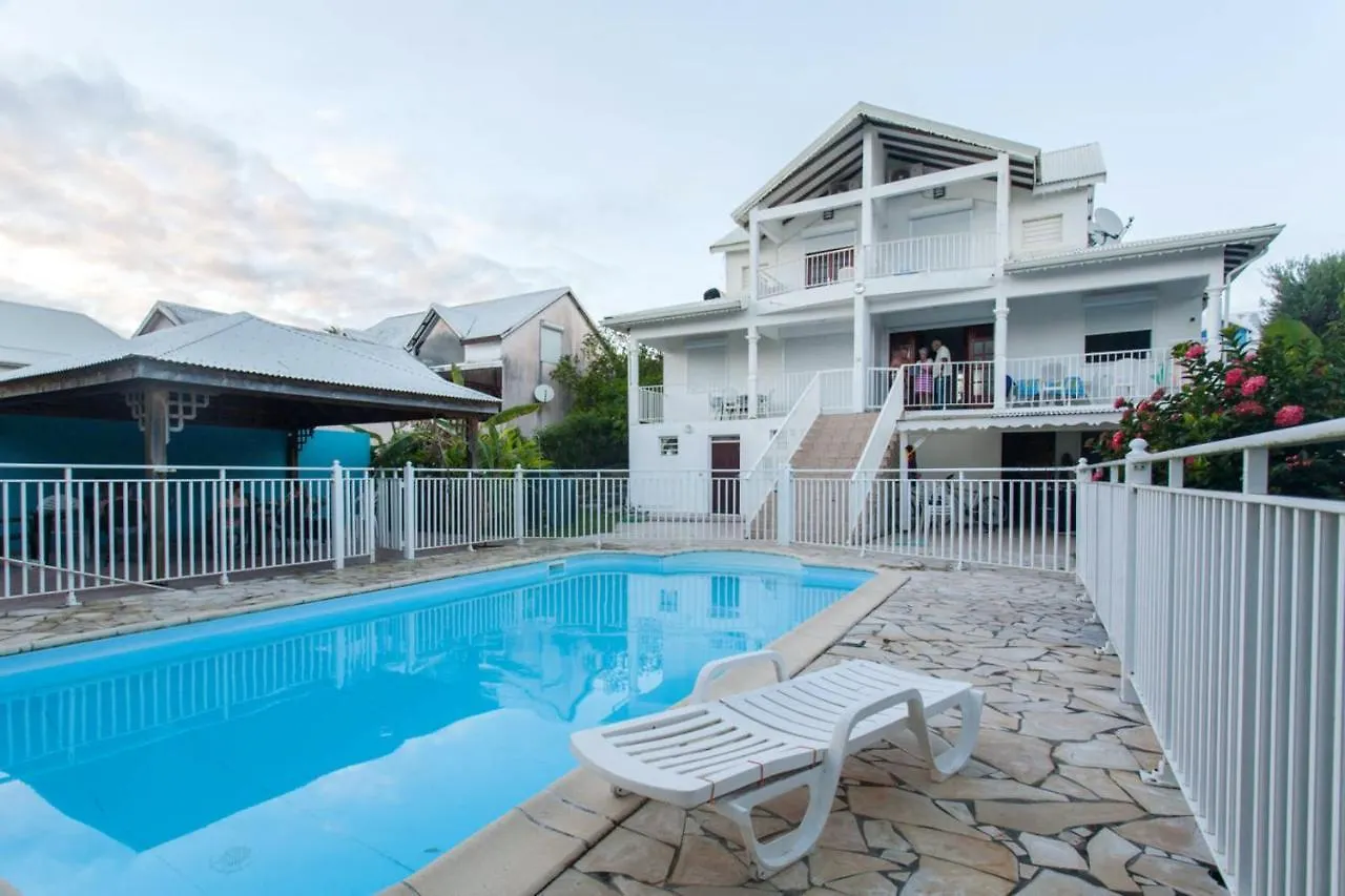 Appartement Confortable A Sainte Anne 42 M² Avec Piscine Partagee 0*, Sainte-Anne (Grande-Terre) Guadeloupe